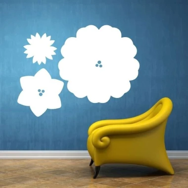 Dry-erase board 026 flowers - Room setup with blue walls and a yellow retro chair.