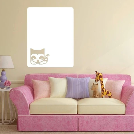 Dry-erase board fox 112 - Decorated in a children\'s room with light-colored walls and a pink sofa with cushions.