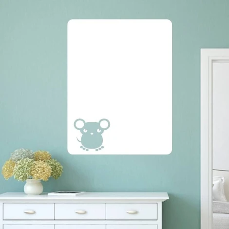 Dry-erase board mouse 102 - Decorated in a child\'s room with light-colored walls and light wood furniture.