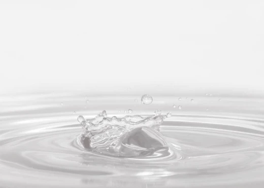 Water splash dry-erase magnetic board 176 - Graphic design featuring water droplets and circular waves.