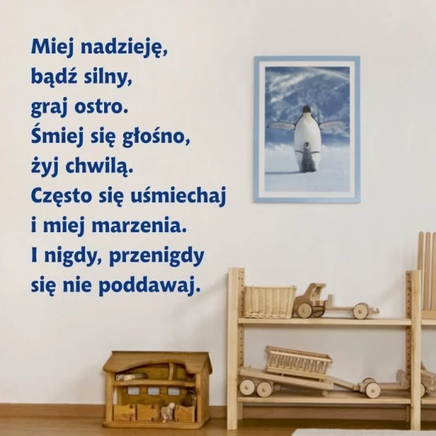 Hope sticker, be strong 1935 - Room decor with light-colored walls and natural wood furniture.