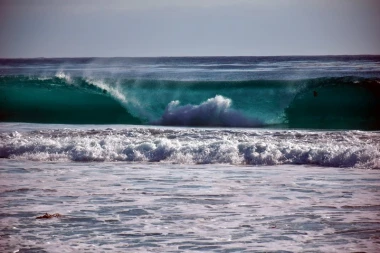 Wall mural Stormy Wave FP 1389 - Graphic design. Wave in shades of blue and green with white foam.