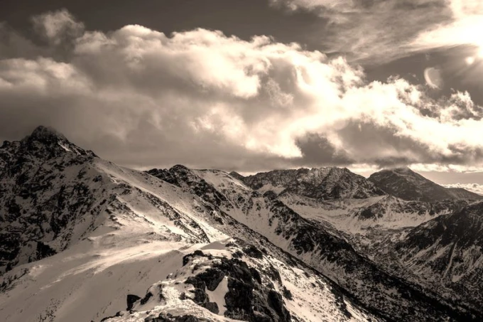 Winter Tatra mountain wall mural FP 1626 - Graphic design featuring snow-covered peaks and clouds in the sky.