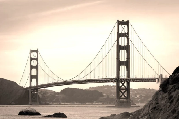 Wall mural of the iconic Golden Gate Bridge FP 2197 - Graphic design featuring the bridge with its distinctive towers.