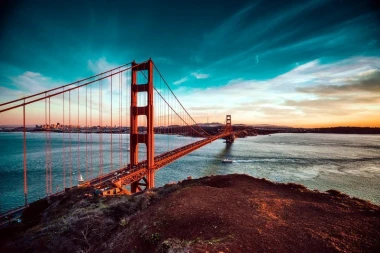Wall mural Golden Gate view FP 2255 - Graphic design. Orange bridge against a backdrop of sky and water.