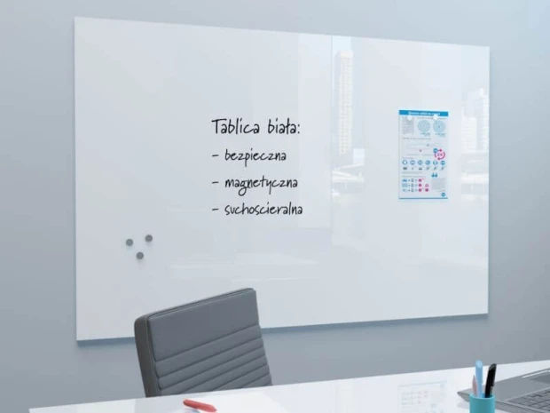 Magnetic white glass board 100x80cm - Office setup with light-colored walls and modern furniture.