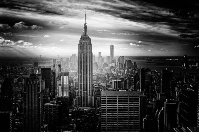 Wall mural of New York City FP 4962 - Graphic design. Black and white skyline with skyscrapers and clouds.
