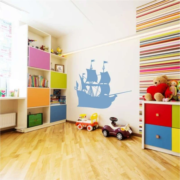 Kids\' painting template ship 2278 - Decor for a child\'s room. Bright walls and colorful furniture.