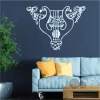 Lira 2248 wall template - Living room setup with a dark wall and light-colored furniture.