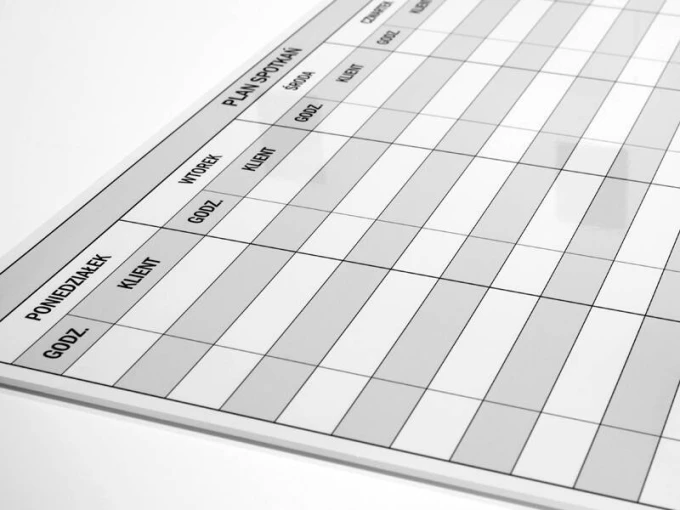 Dry-erase meeting planner board 087 - Graphic design. Simple layout with horizontal and vertical lines creates a grid.