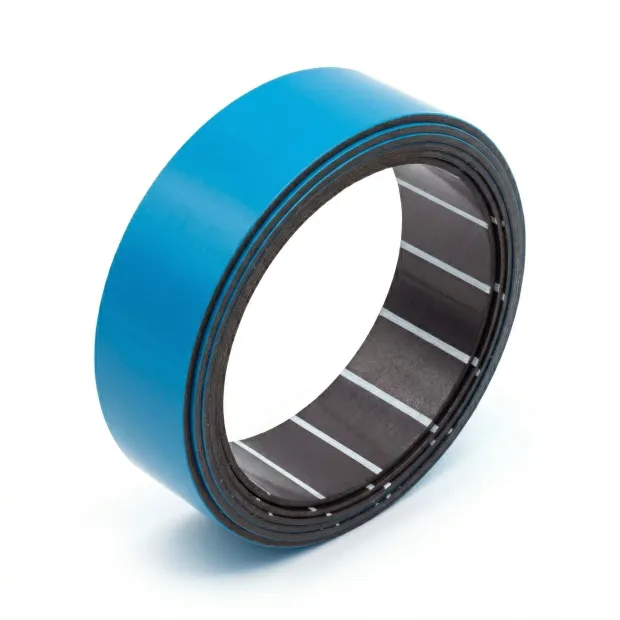 Magnetic tape 15mmx1m - Graphic pattern. Rectangular shape with a smooth blue surface.