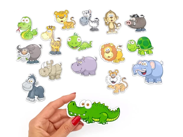 Animal magnets - African Safari designs featuring a crocodile, lion, zebra, and giraffe.