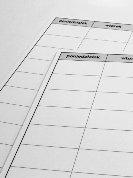 Weekly planner whiteboard 038, perfect for modern offices, helps with time organization.