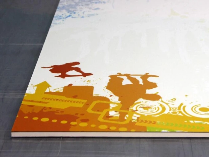 Magnetic dry-erase board skate 011 - Features graphic silhouettes of skateboarders in motion.