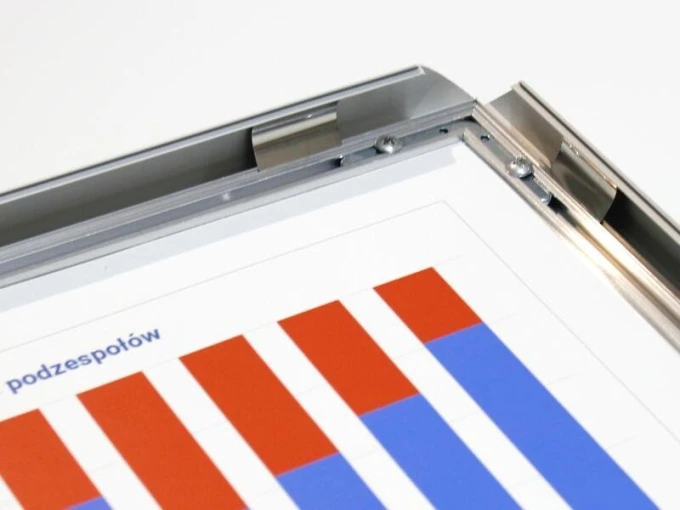 OWZ Frame - Graphic design featuring red and blue bars on a white background.