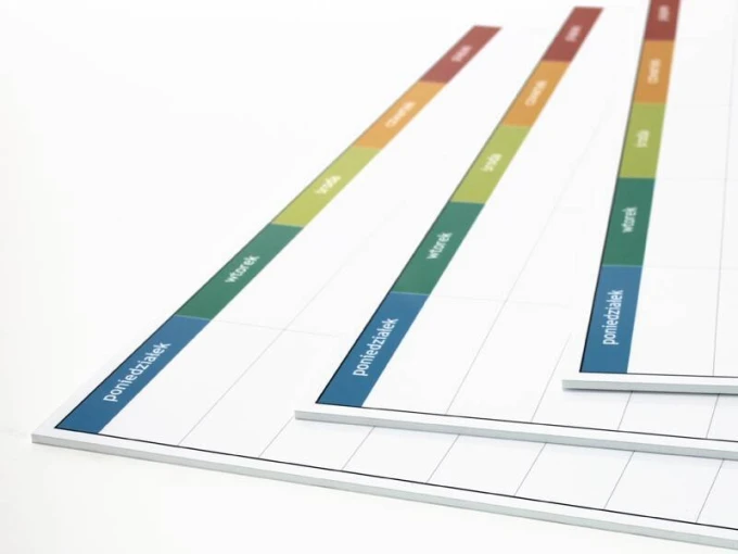 Weekly lean planner dry-erase board 060 - Graphic design with a simple structure and horizontal stripes in various colors.