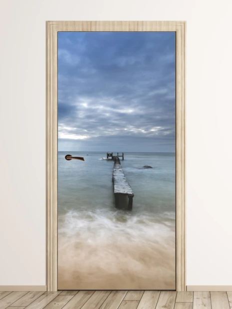 Molo FP 6224 door mural - Room arrangement with light-colored walls and wooden flooring.