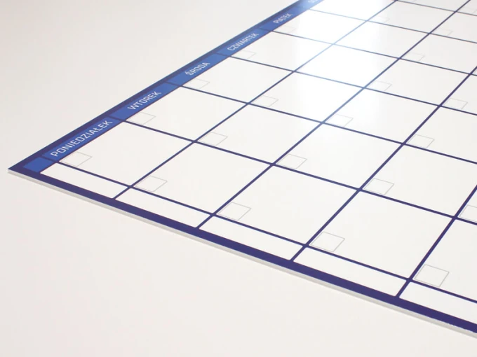 Weekly planner dry-erase board 341 - Graphic design. Simple grid with day names and blank spaces for notes.