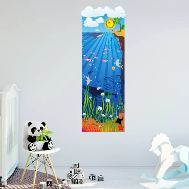Height chart sticker 1149 - Decorates a child\'s room with light-colored walls and modern furniture.