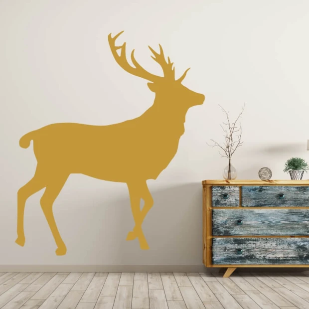 Deer painting template 2483 - Living room arrangement with light-colored walls and rustic-style furniture.