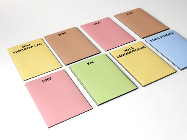 Custom dry-erase magnet with a graphic design, size 10x15 cm - Simple rectangles in various colors.