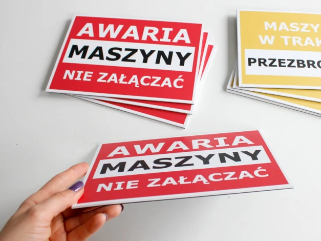 Custom printed magnet on 2mm PVC base, size 20x14.3 cm - Graphic design. Red background with white text.