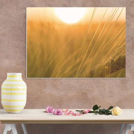 Dry-erase board 178 grain - Styled in a modern interior with beige walls and a table adorned with flowers.