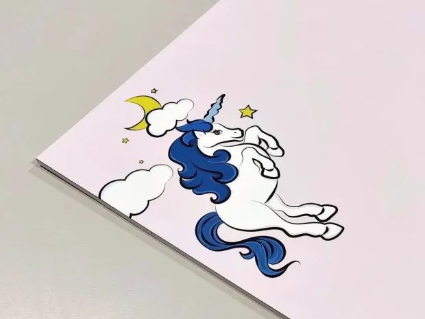Dry-erase magnetic board for kids featuring a unicorn with a blue mane. Design: Unicorns 582.