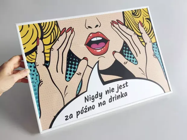 Personalized poster 29.7x42 cm in an aluminum frame (text: It\'s never too late for a drink) - Graphic design.