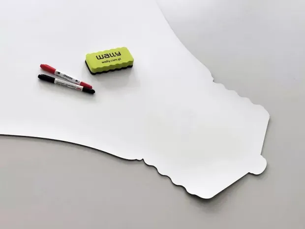Dry-erase magnetic board bulb 016 - Graphic design resembling a bulb with wavy edges.