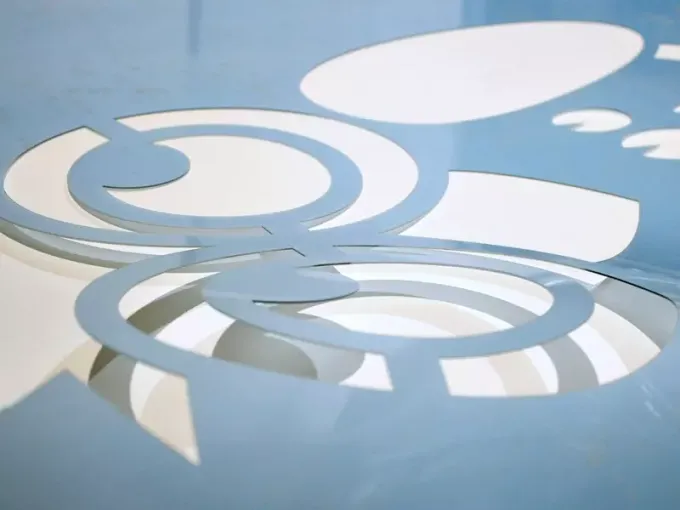 Reusable owl on branch painting template - Graphic design with circular shapes and lines.