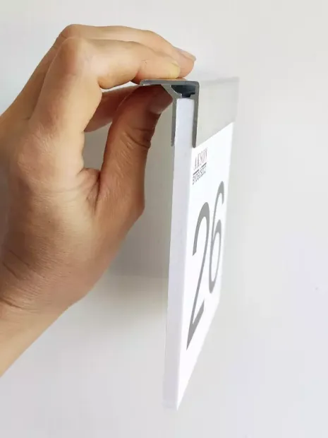 6mm PVC information sign with single-sided print and aluminum profile for wall mounting - Design