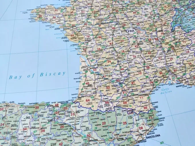 Magnetic dry-erase Europe map sticker, 141x118.1 cm - Graphic design. The map features