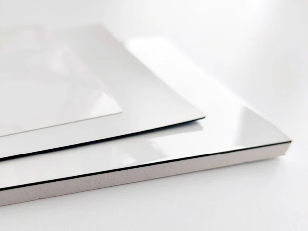 Dry-erase board sample set - Graphic design. Three rectangular samples with a smooth, glossy surface.