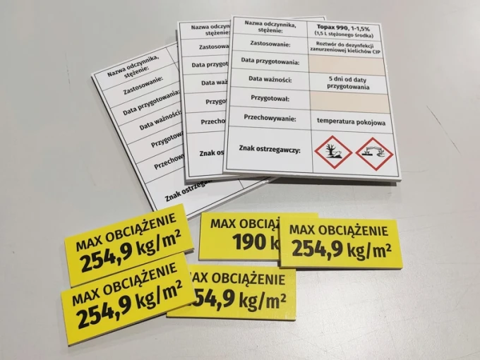 Set of individual dry-erase boards with design - Graphic pattern. Rectangular boards with text.