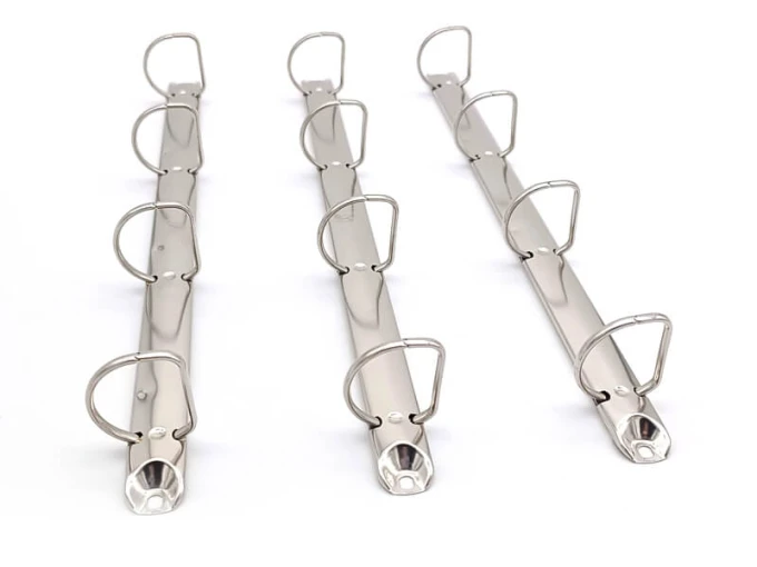 20mm ring binder clip - Graphic design. Simple metal construction with round handles.