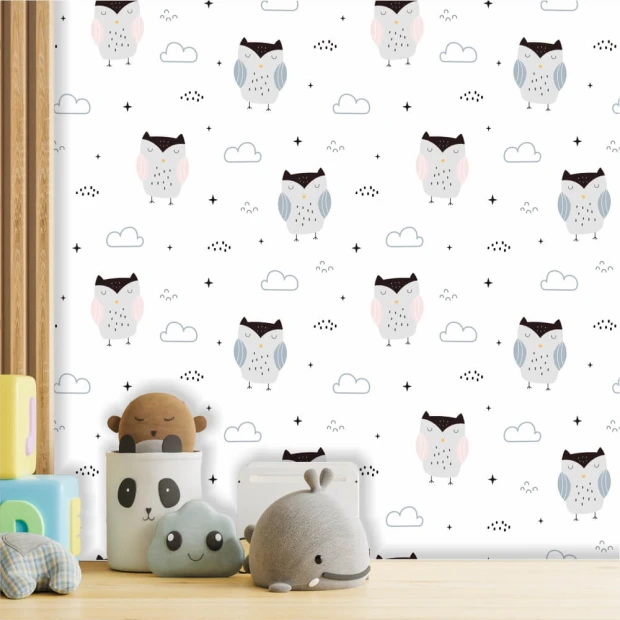 Owl and cloud wallpaper for girls\' room, featuring colorful owls on a white background with clouds.