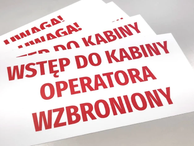 Custom adhesive sticker with print, laminated version, 50 x 25 cm - Graphic design. Red text on white background.