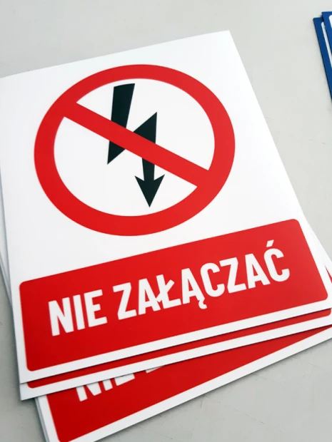 Custom magnetic mat with print, 30 x 21 cm - Graphic design. Red circle with a cross.