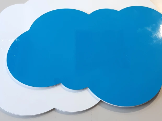 White and blue cloud-shaped dry-erase magnetic board 154 - Graphic design.
