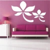 Stylish klasik 270 sticker featuring elegant flowers, perfect for a modern living room in shades of gray.