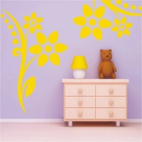 Floral painting template 055 in a pastel children\'s room, adding a cheerful atmosphere and color.