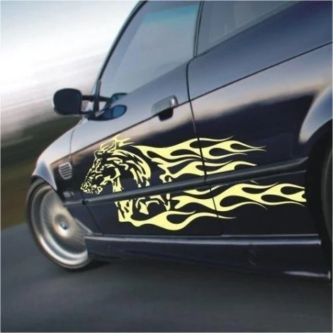 Dynamic horse painting template 10, perfect for decorating a sports car, adding character and energy.