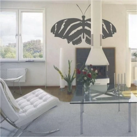 Elegant butterfly painting template 006 in a modern living room, adding lightness and style to the interior.