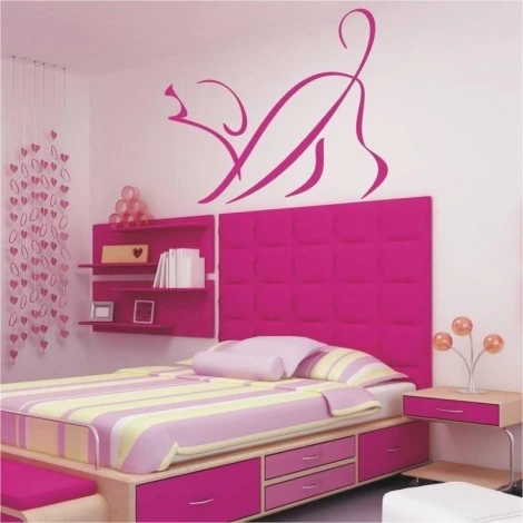 Stylish animal sticker 05 in vibrant pink, perfect for a modern bedroom, adding a touch of energy.