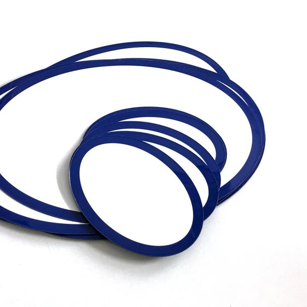 Custom dry-erase magnet in small size with graphic design. Round shape with a blue border.