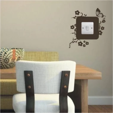 Elegant outlet sticker 1083 with a floral design, adding charm to a modern dining room.