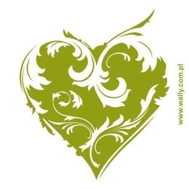 Elegant heart-shaped painting template 1657 in a vibrant shade of green, perfect for modern decor arrangements.