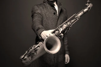 Wallpaper Elegant Man With Saxophone Fp 5420